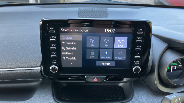 Toyota Yaris 1.5 Hybrid Design 5dr CVT [Nav] Hybrid Hatchback